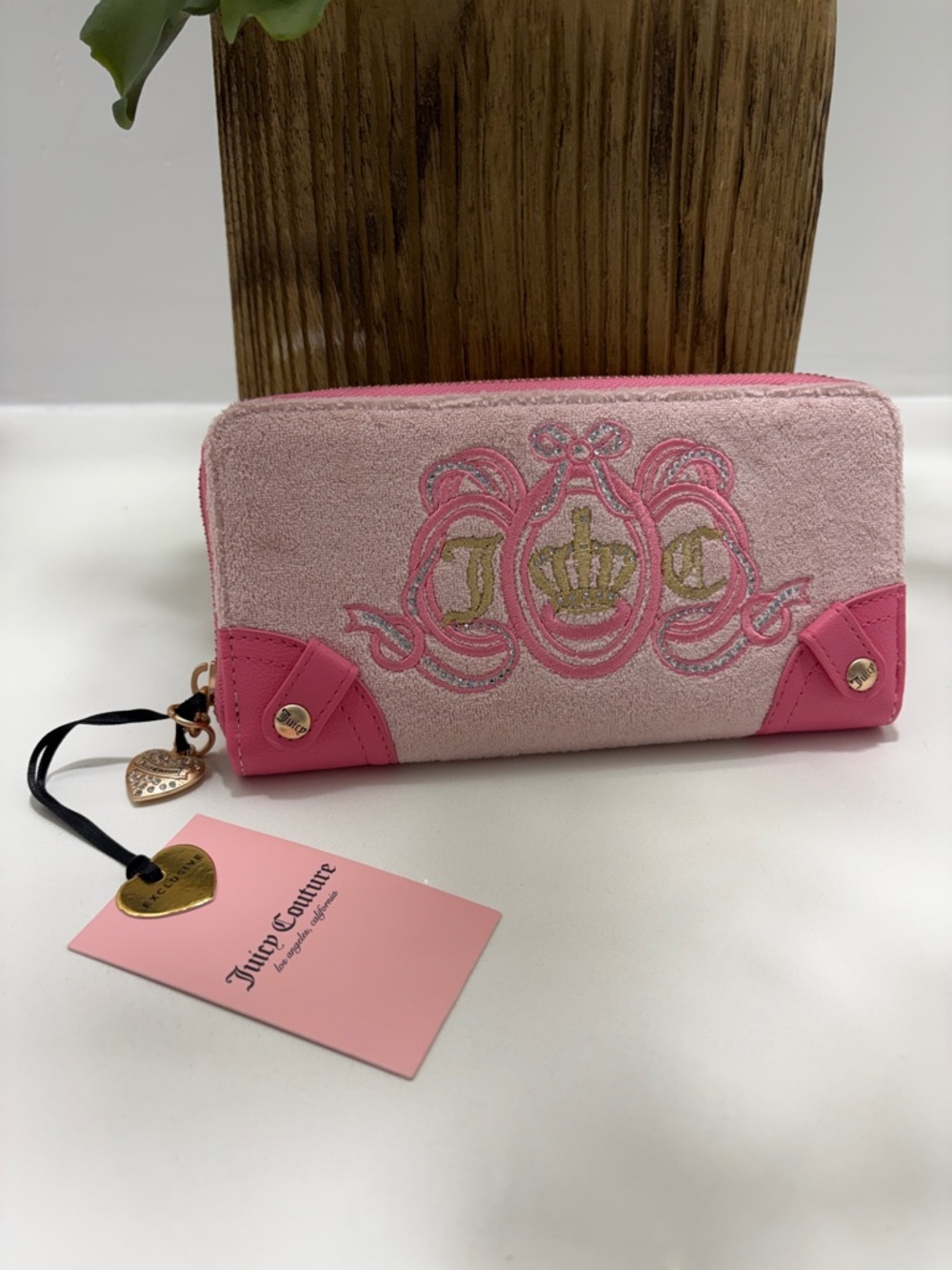 NWT Juicy Couture Pink Diamond Lovers Club Large Zip Around Wallet